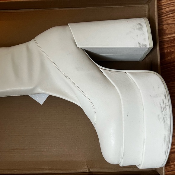 Steve Madden Cypress White Platform Boots - Picture 8 of 12